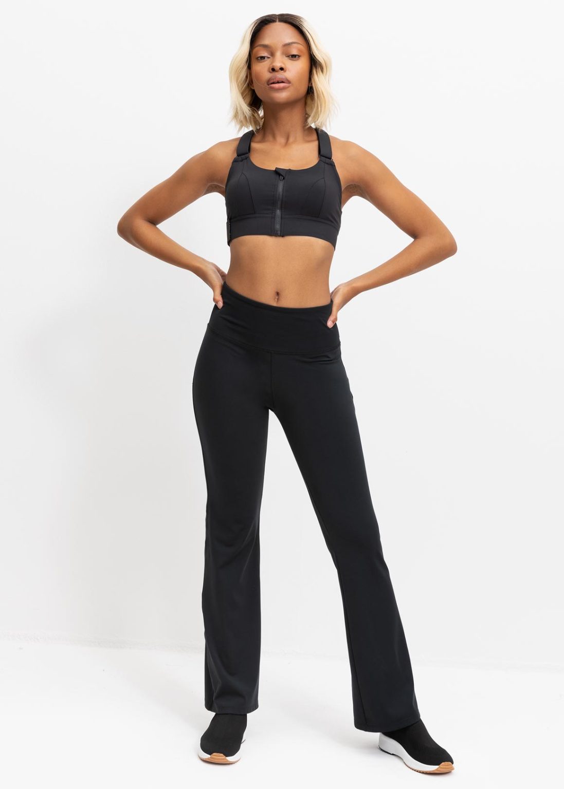 AW23 THE FLARE PANT - Woolworths Mauritius Online